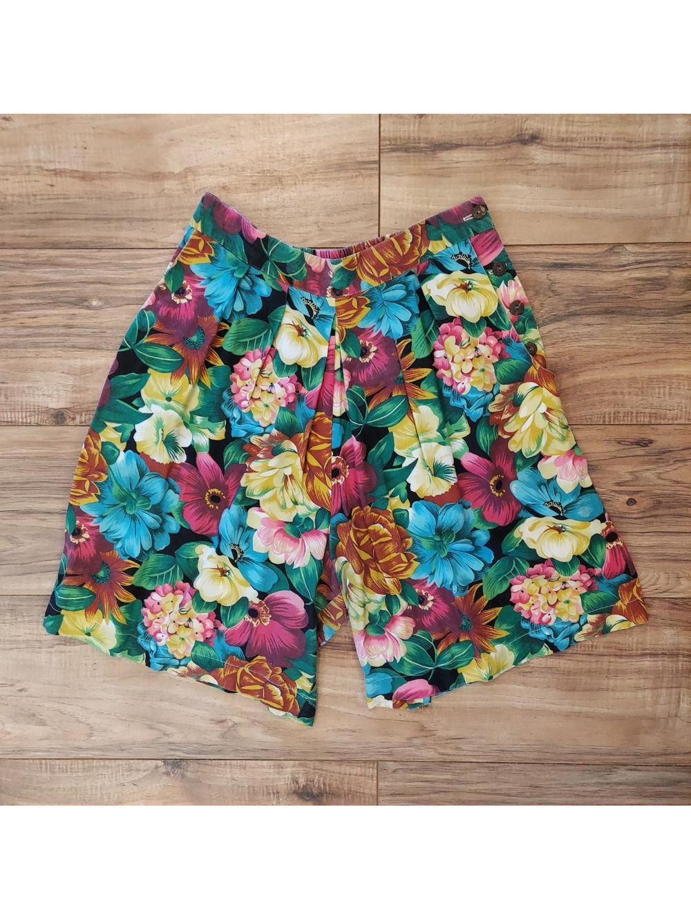 Nordstrom Town Square Women’s L Multicolor Floral Bermuda Cotton Shorts Pockets